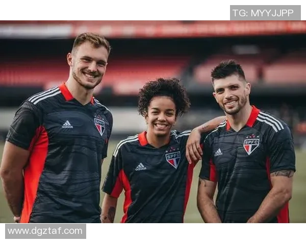 圣保罗与克鲁塞罗激战正酣谁能在这场对决中笑到最后