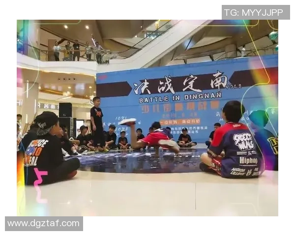 全国街舞大赛点评：武汉攀岩队默契配合展现团队精神与舞台魅力